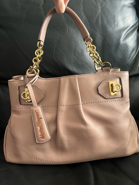 Salvatore Ferragamo Handbags - Salvatore ferragamo